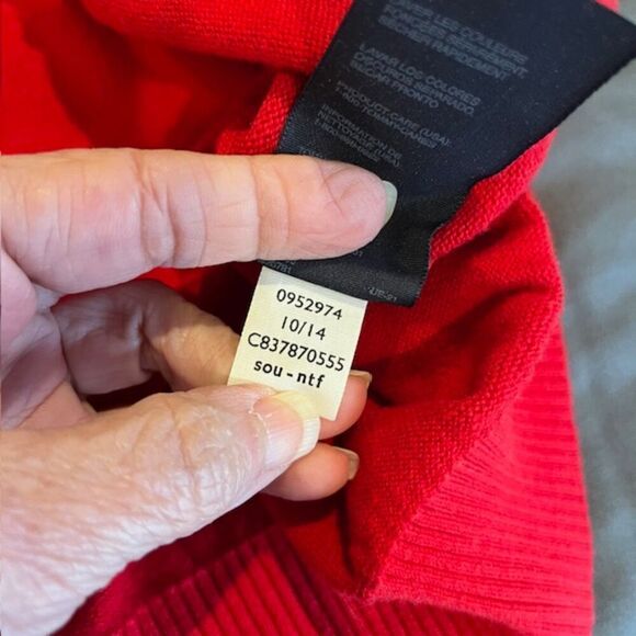 Tommy Hilfiger Men's 100% Cotton V-Neck Sweater Red Size Large - Picture 9 of 11